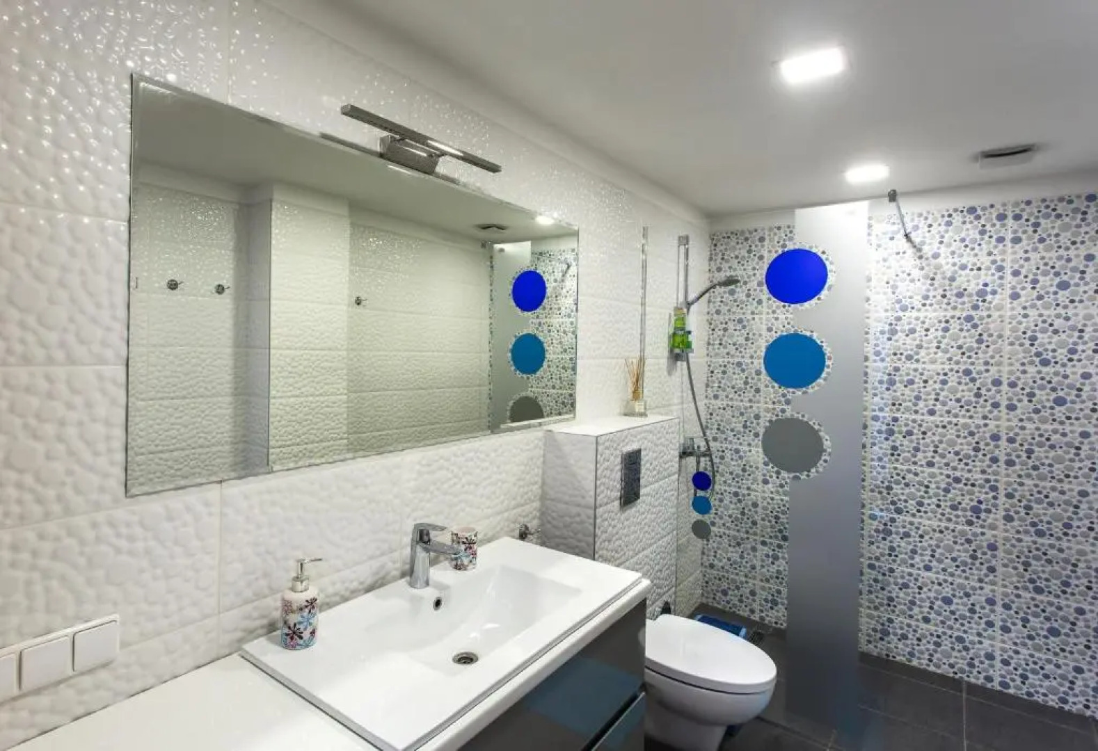 Violetos Lux Apartamentai