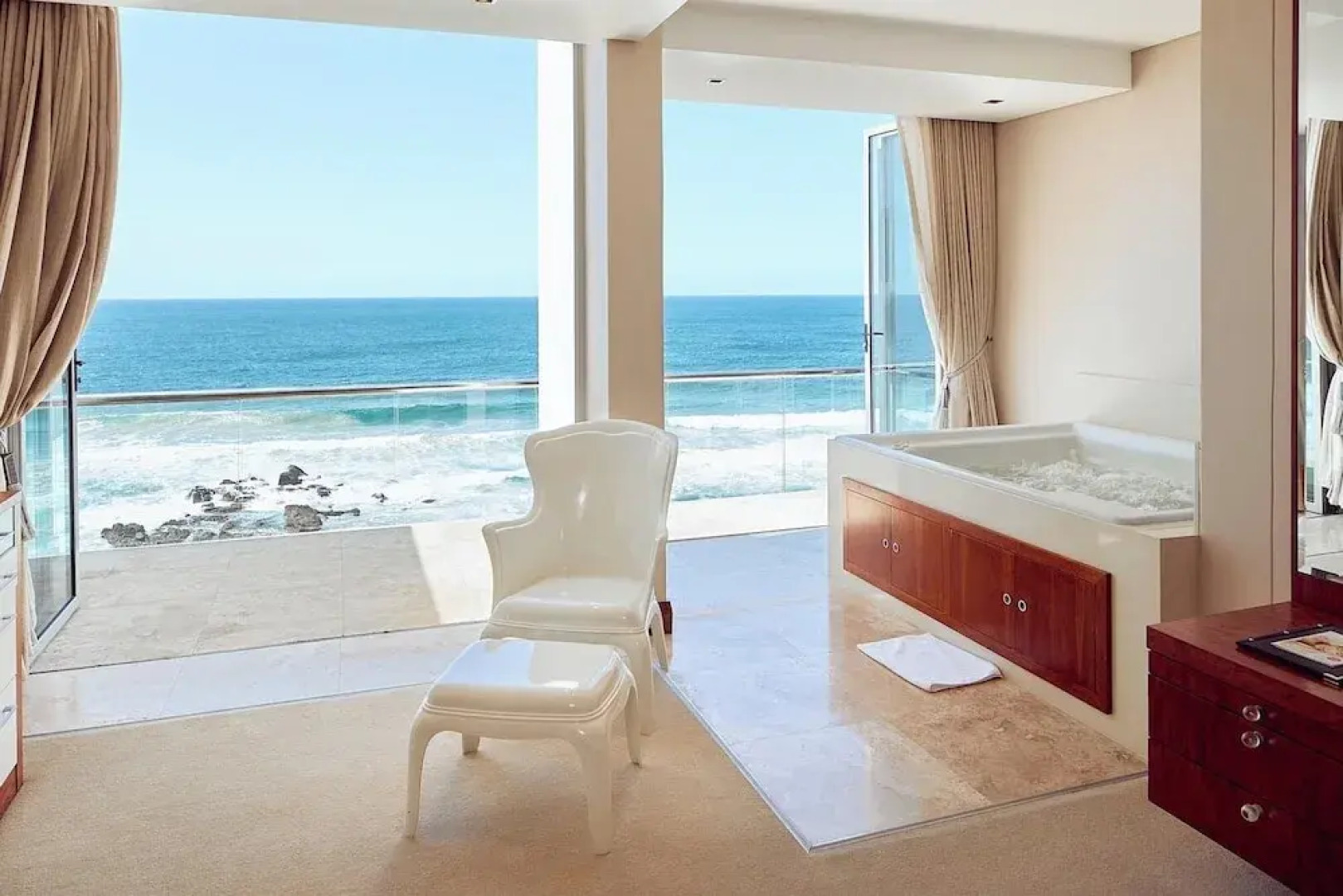 Penthouse 712 at La Montagne by First Private Stays