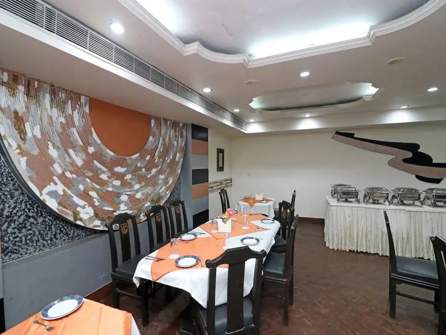 Landmarc Plaza by OYO Rooms