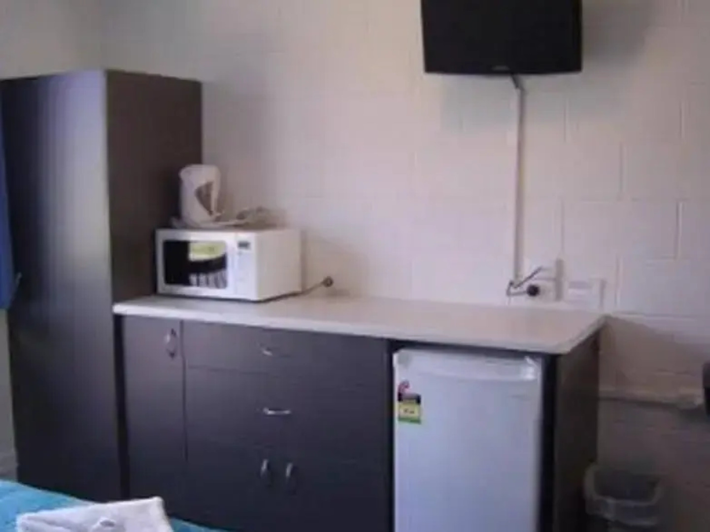 Cedar Lodge Motel Townsville