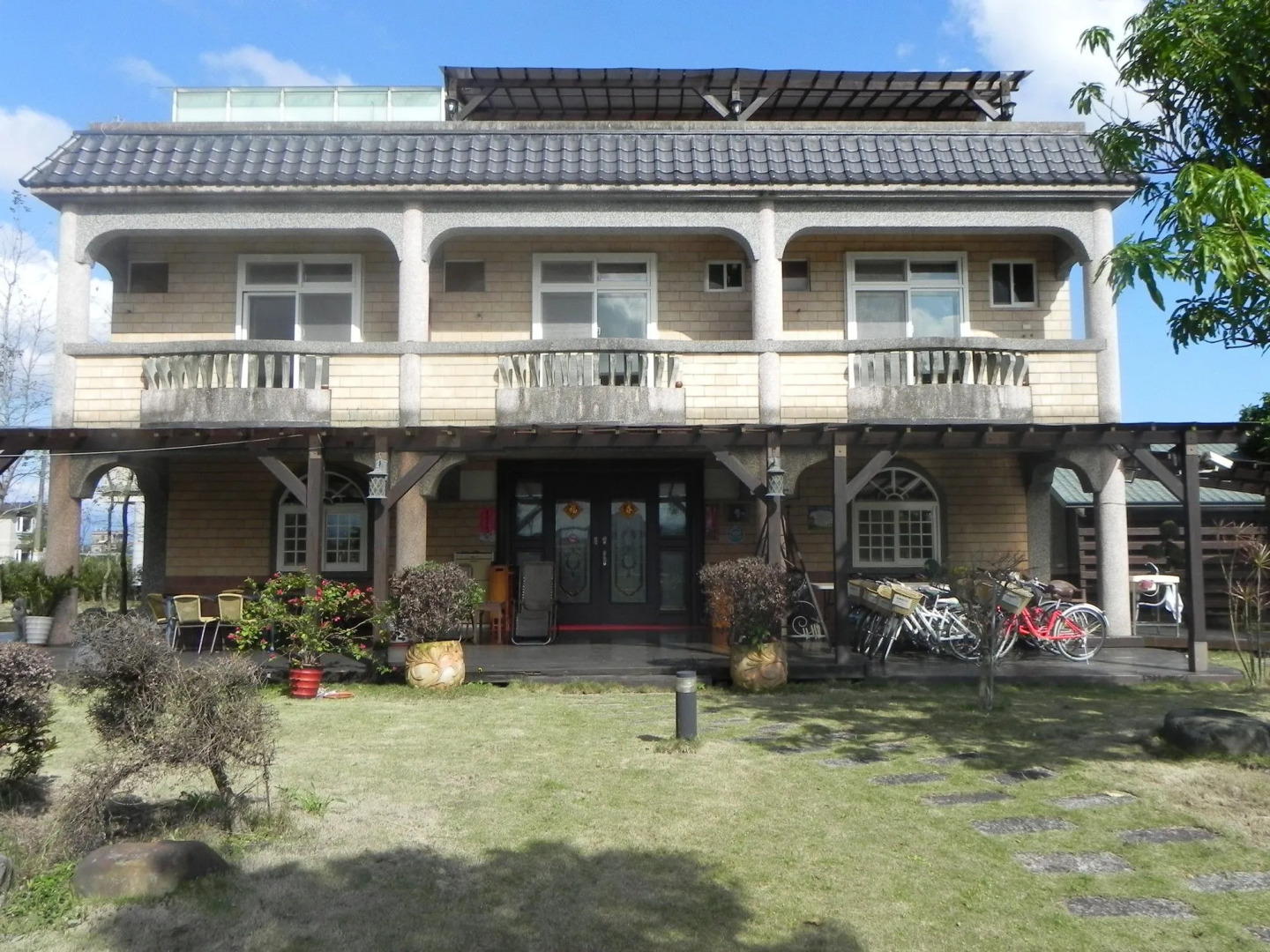 Zhuyuan Ju B&B