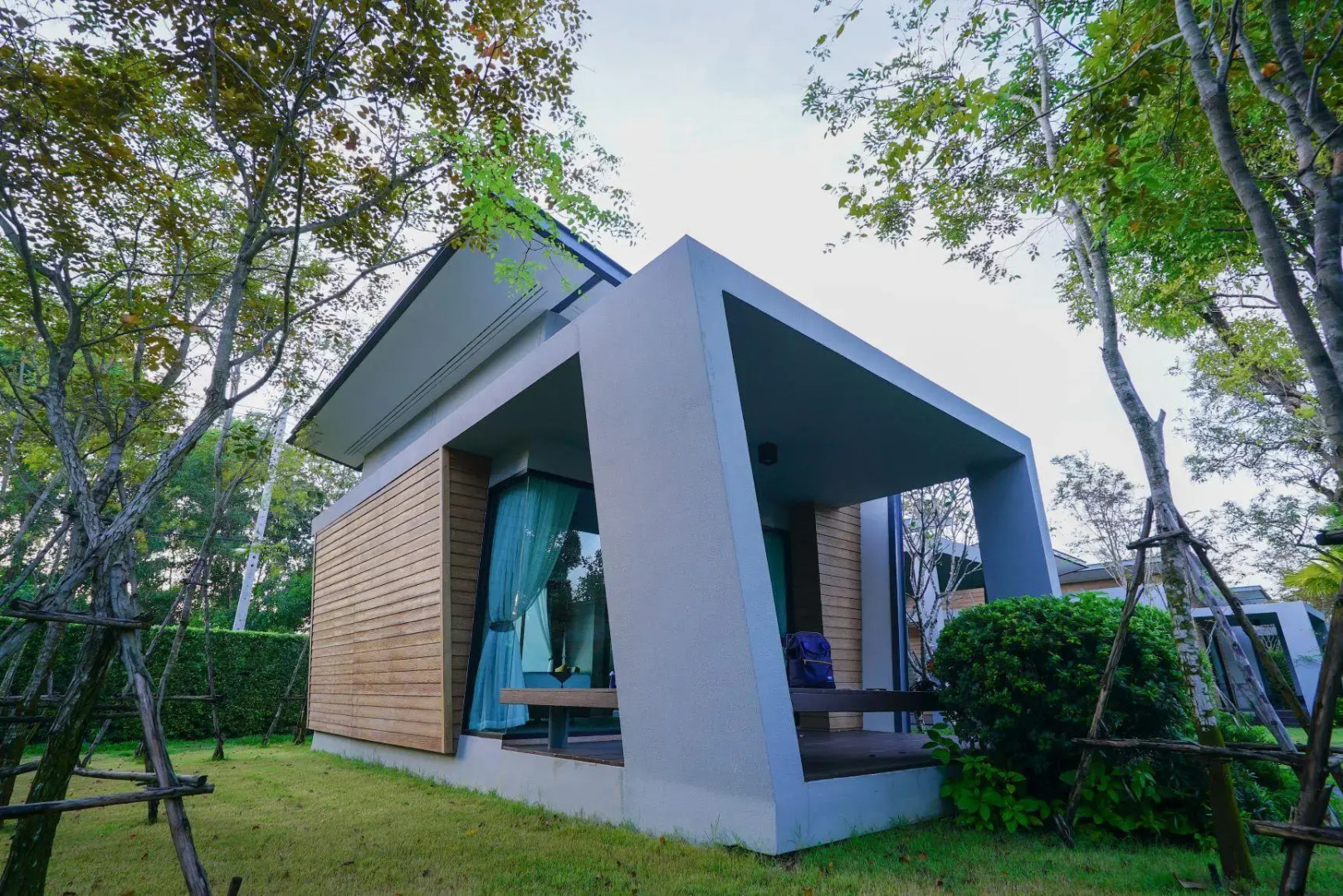 Chatnipa Beach Resort by Morseng