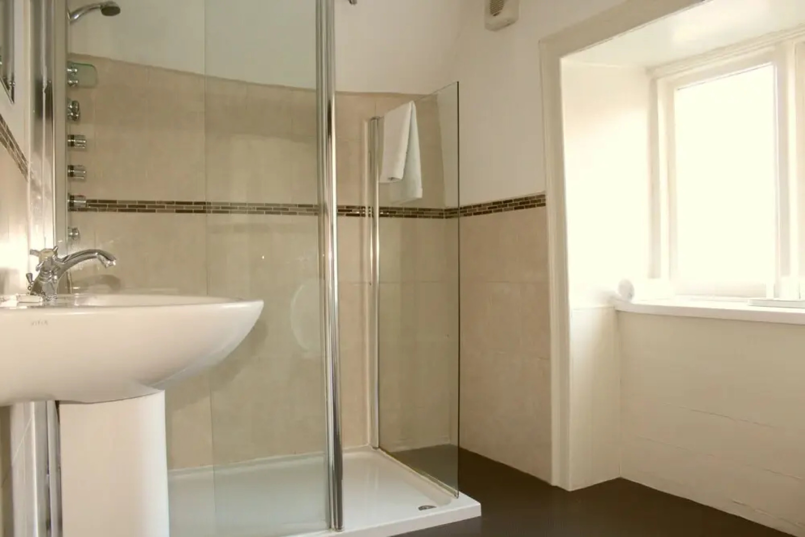 Guildhall Tavern Hotel & Restaurant