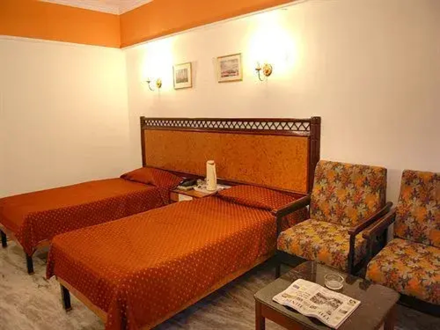 Karan Hotel