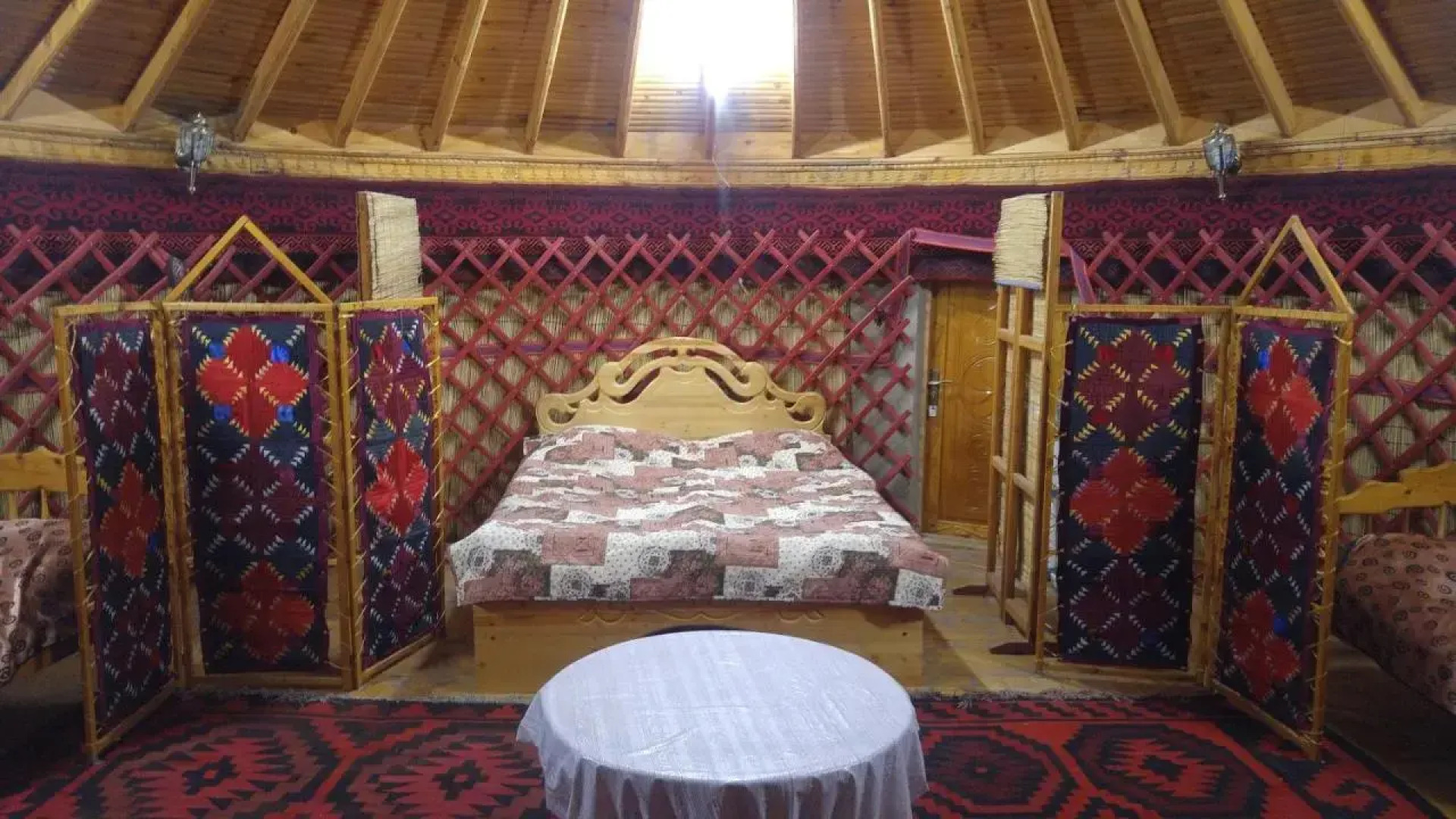 Guest House Caravan Tamchy