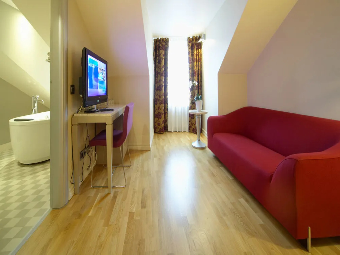 Отель «Опера»