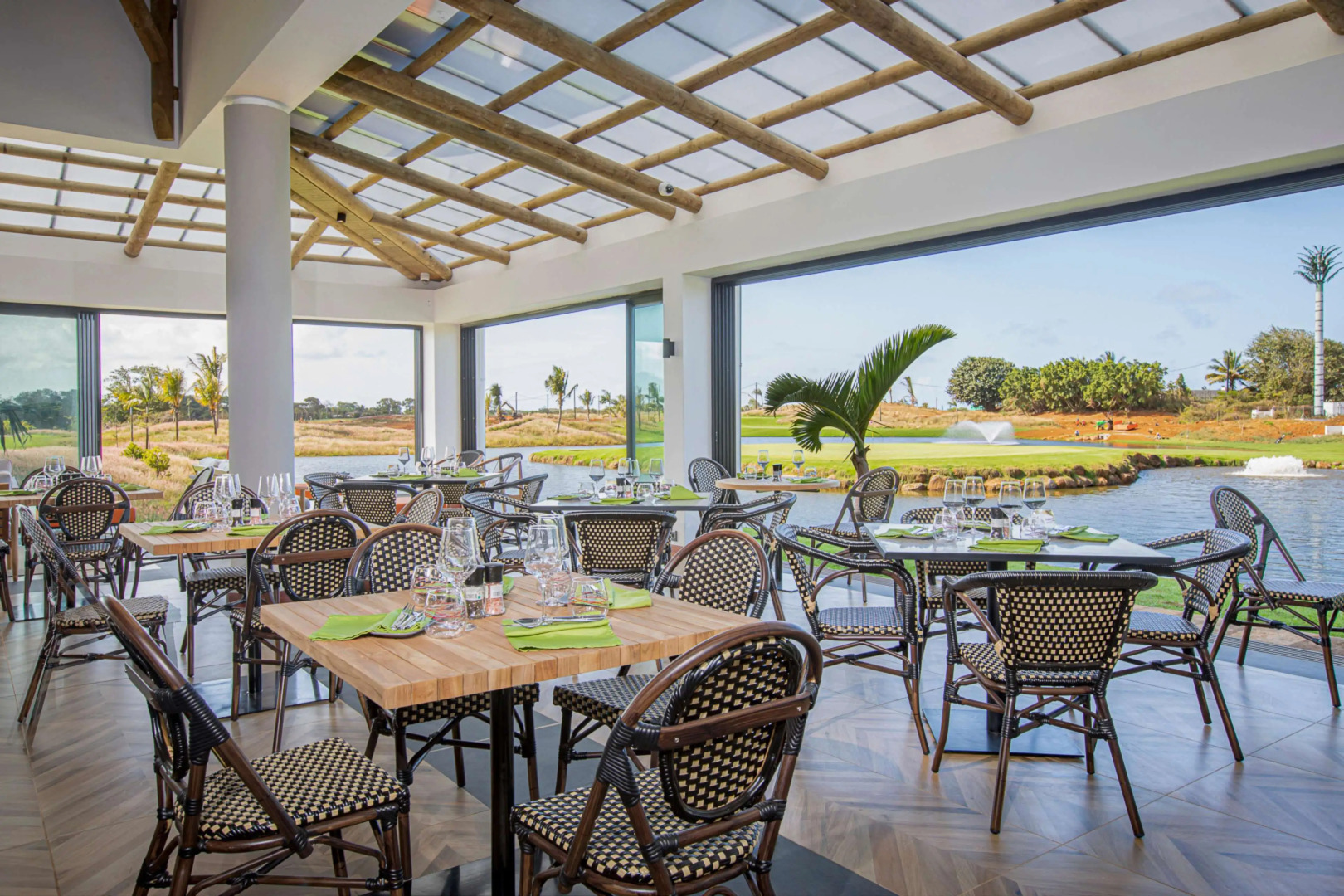 Radisson Blu Azuri Resort & Spa