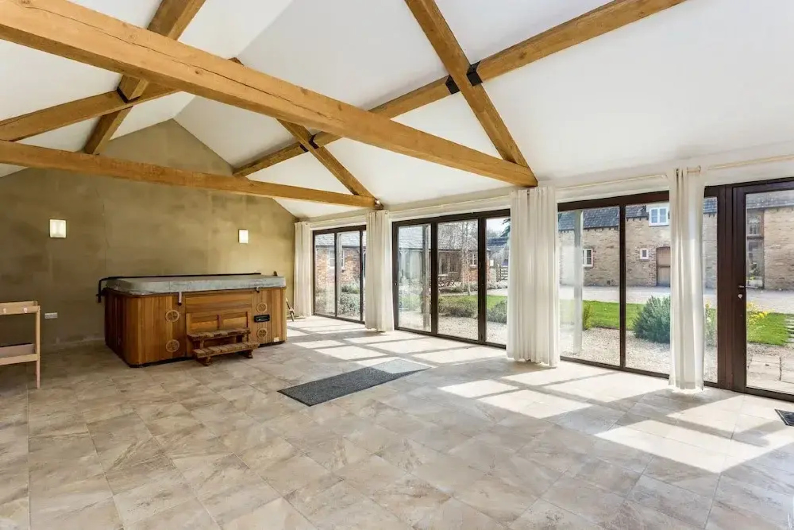 Vintage Barn Conversion near Faringdon