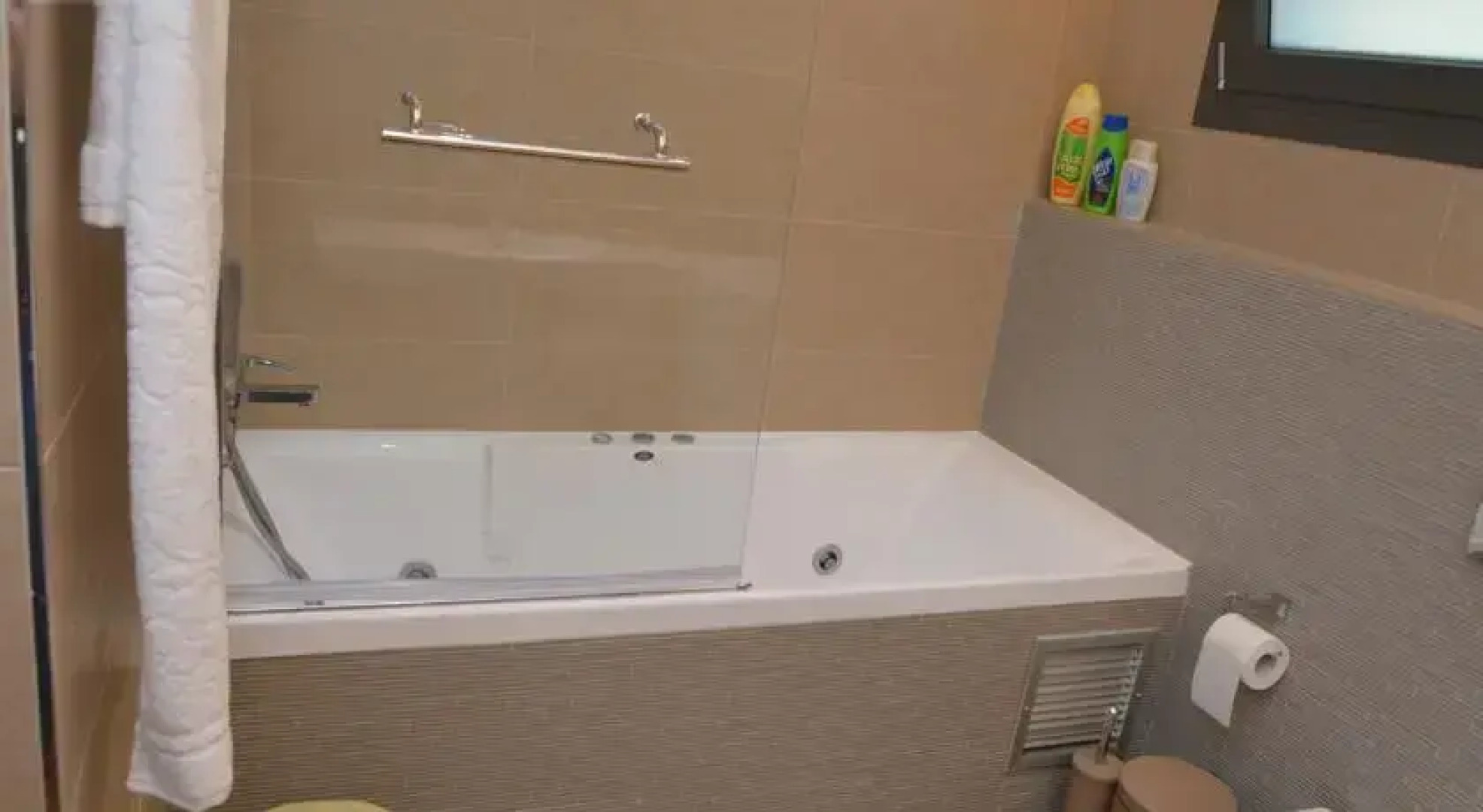 Aqua Mare Luxury Apartments