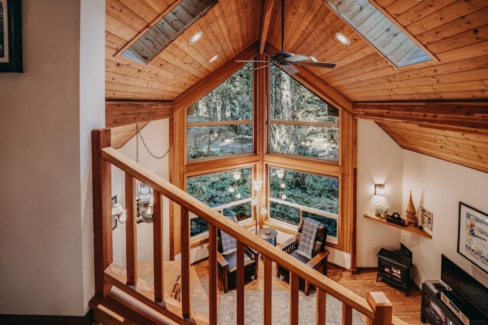 04sl- Hot Tub - Bbq - Pets Ok - Sleeps 5 1 Bedroom Home by RedAwning