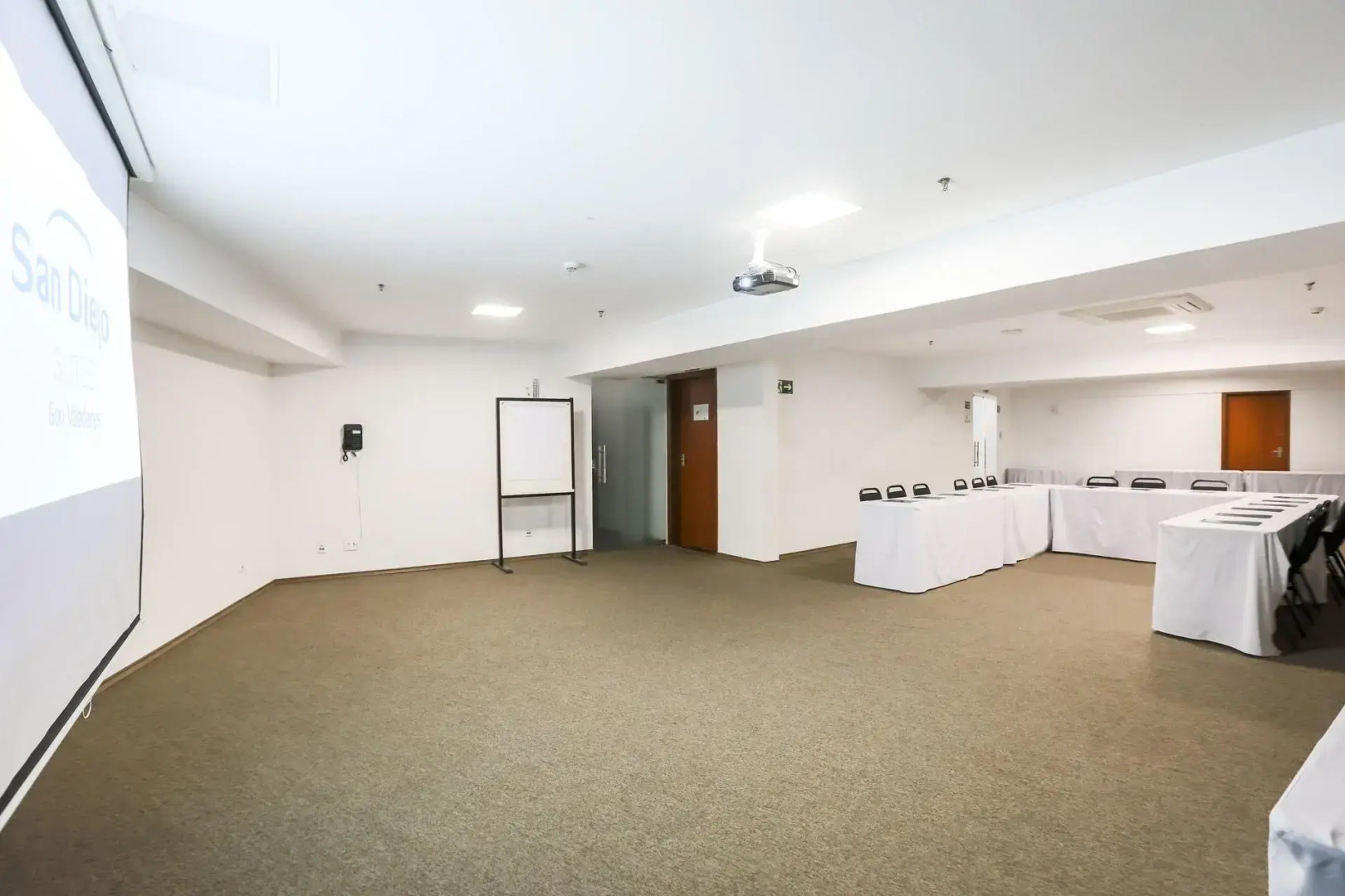 San Diego Suites Governador Valadares