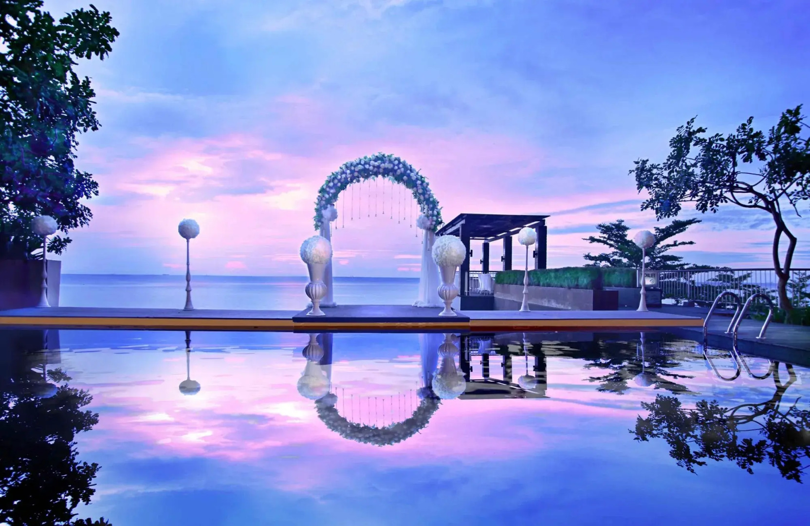 Golden Tulip Balikpapan Hotel & Suites