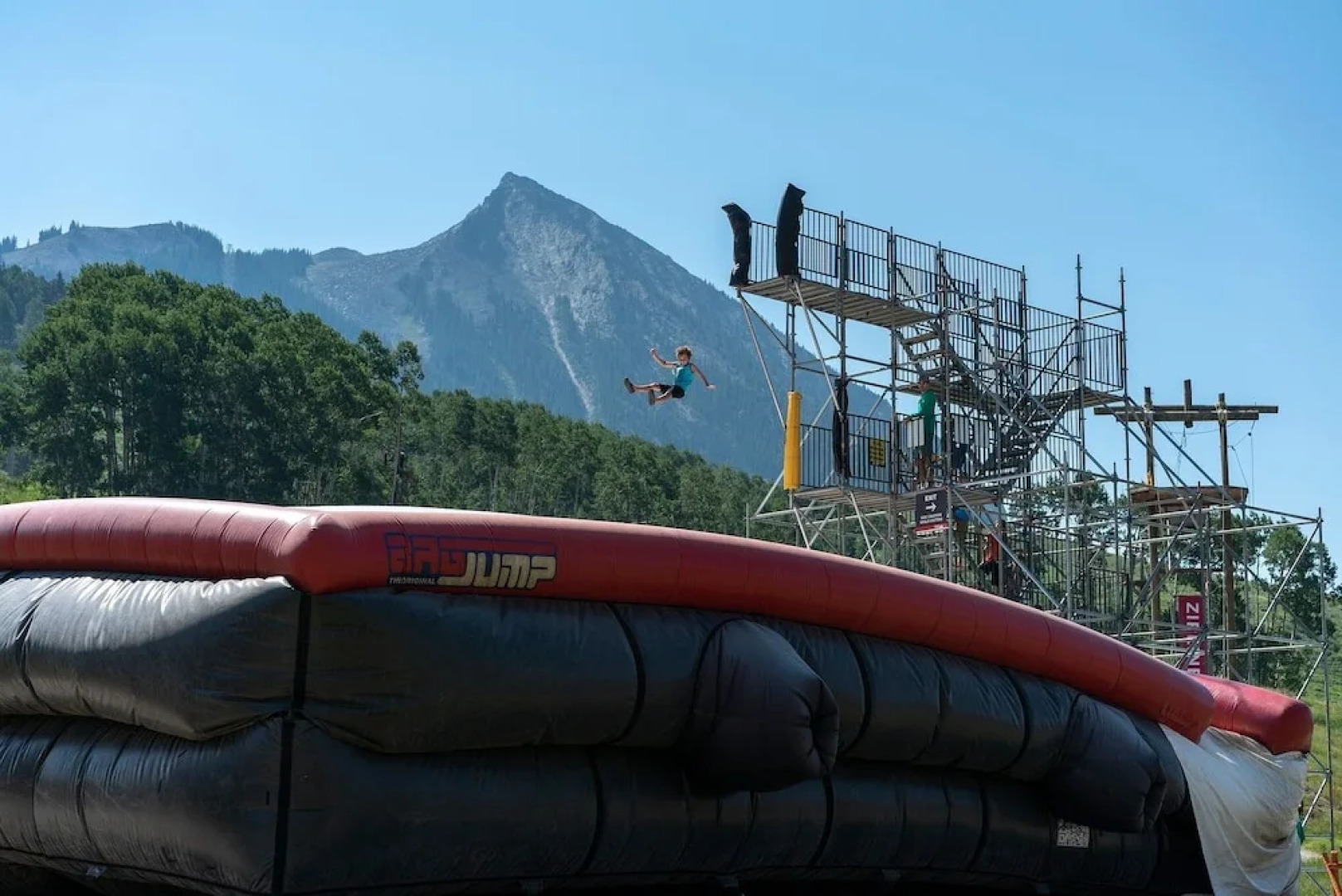 2 Br With Views Of Wood Creek & Mountains 2 Bedroom Condo - No Cleaning Fee! by RedAwning