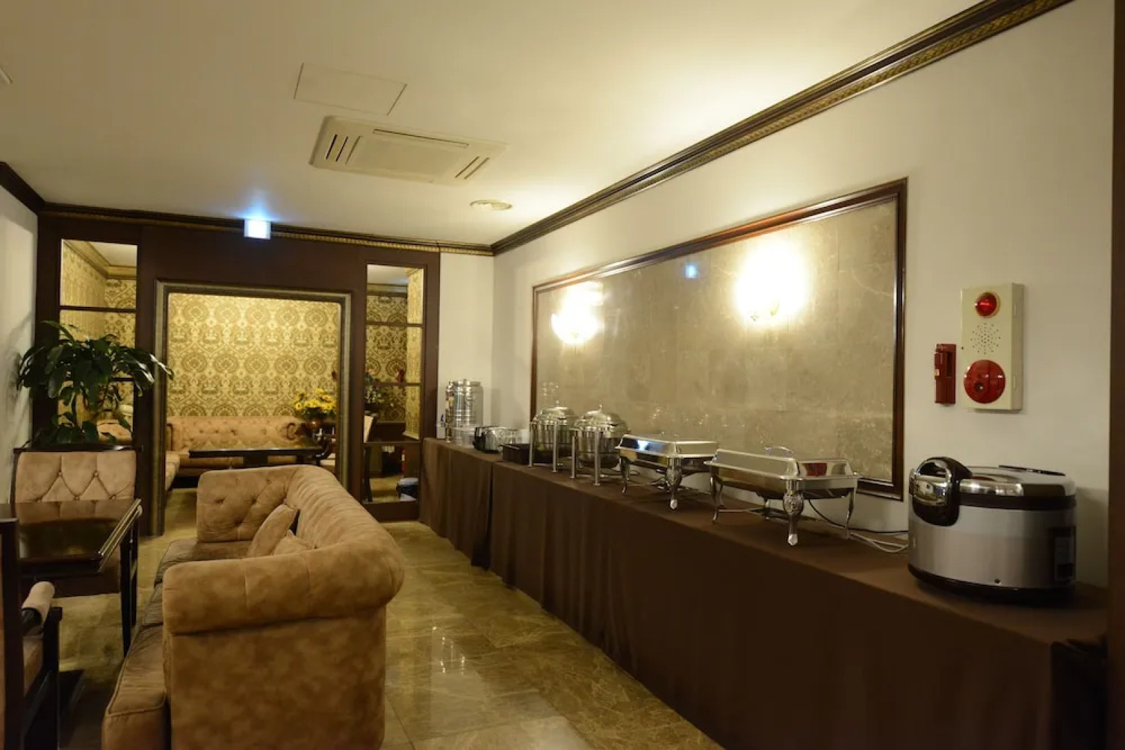 Central Tourist Hotel