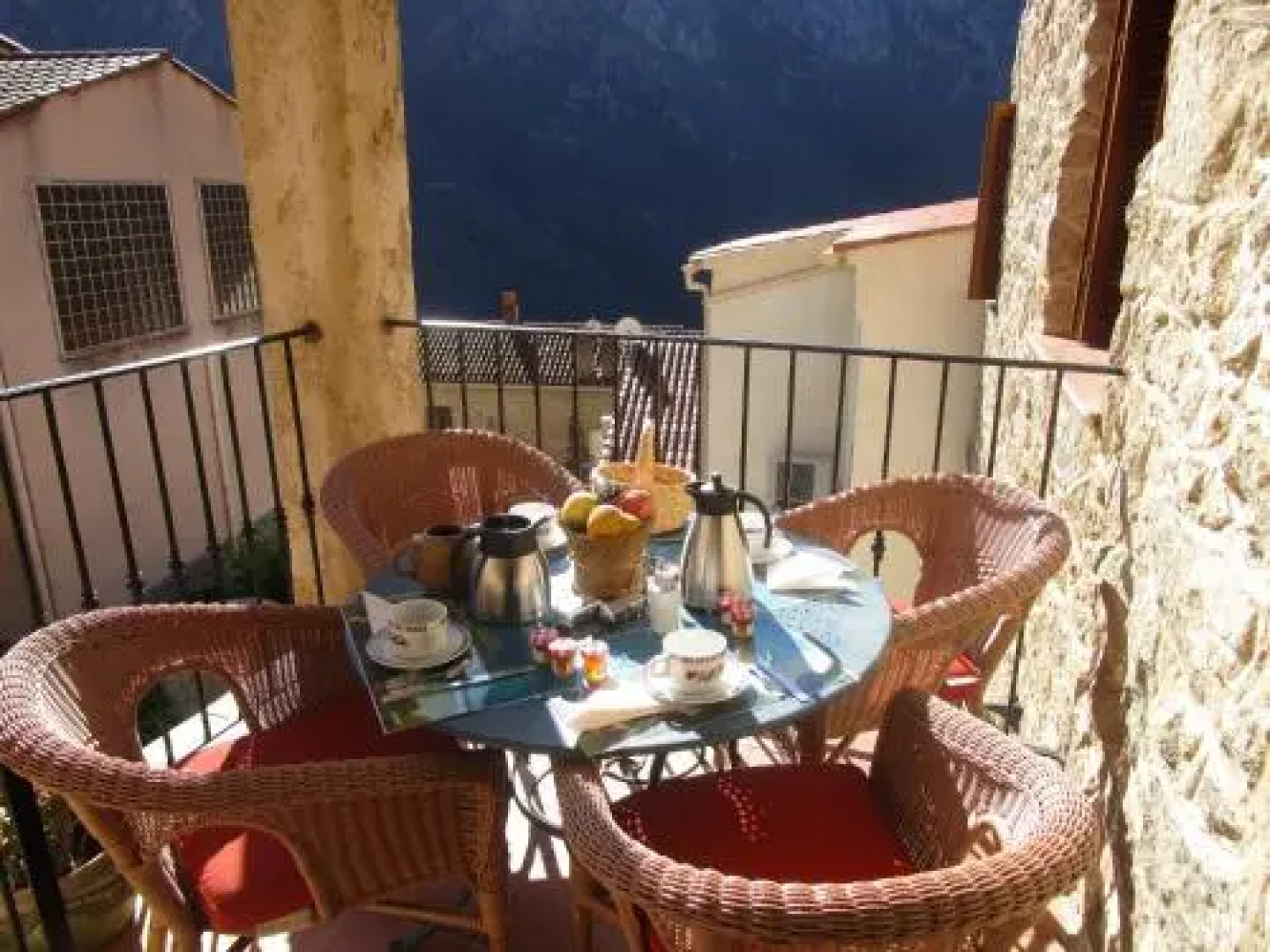 Gite Piazza Alla Pietra- Ota