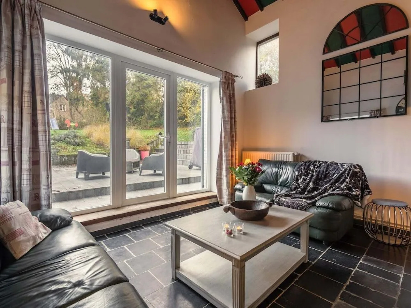 Luxurious Farmhouse near Forest in Anhee