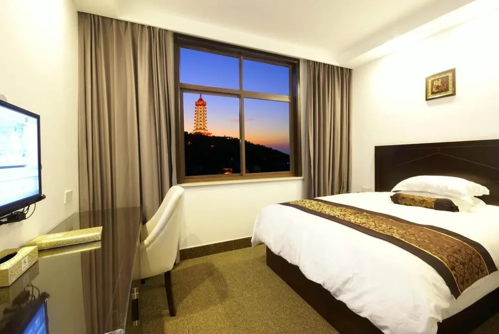 Xiqi Tianxishe (Putuoshan Scenic Area)