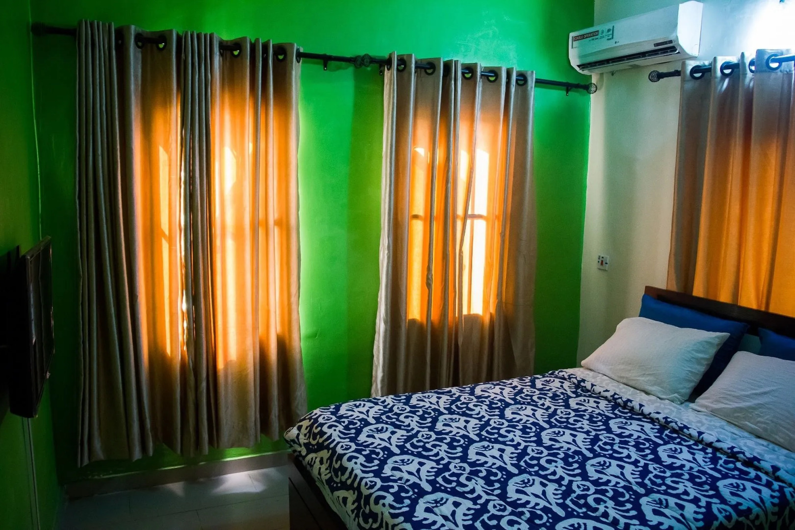 Summer Vista Ensuite Hotel