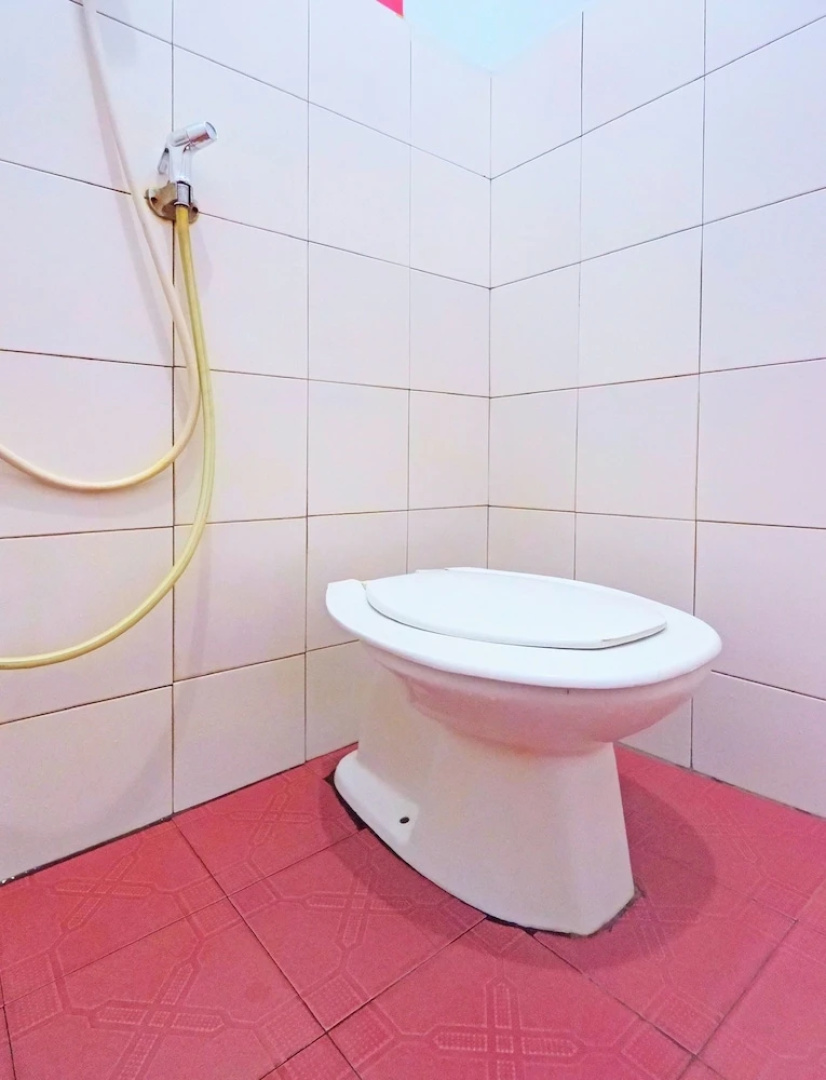 Hotel O Wisma Arwini Syariah Near Benteng Balangnipa