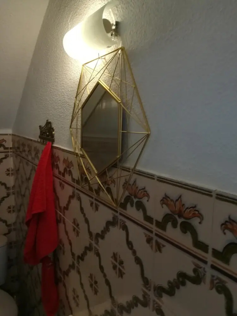 House With one Bedroom in Corroios, With Enclosed Garden and Wifi - 6 km From the Beach