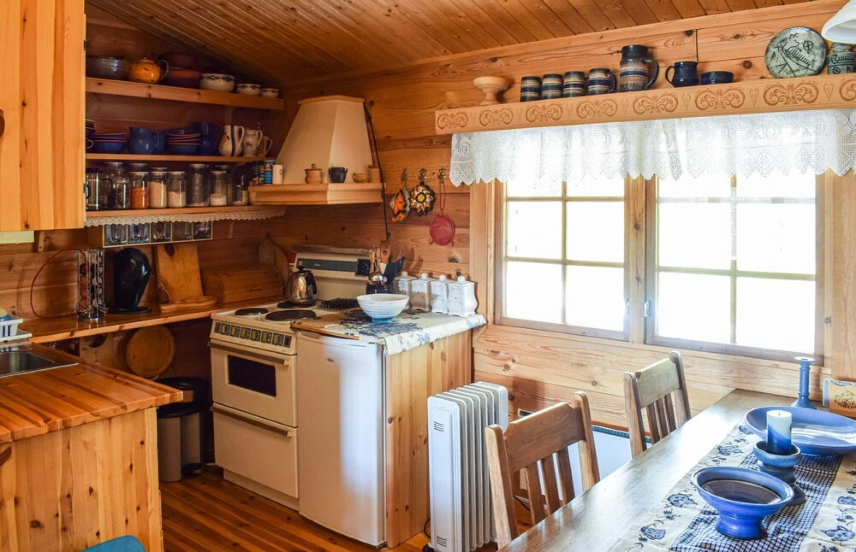 Nice Home in Vinstra With 4 Bedrooms and Wifi