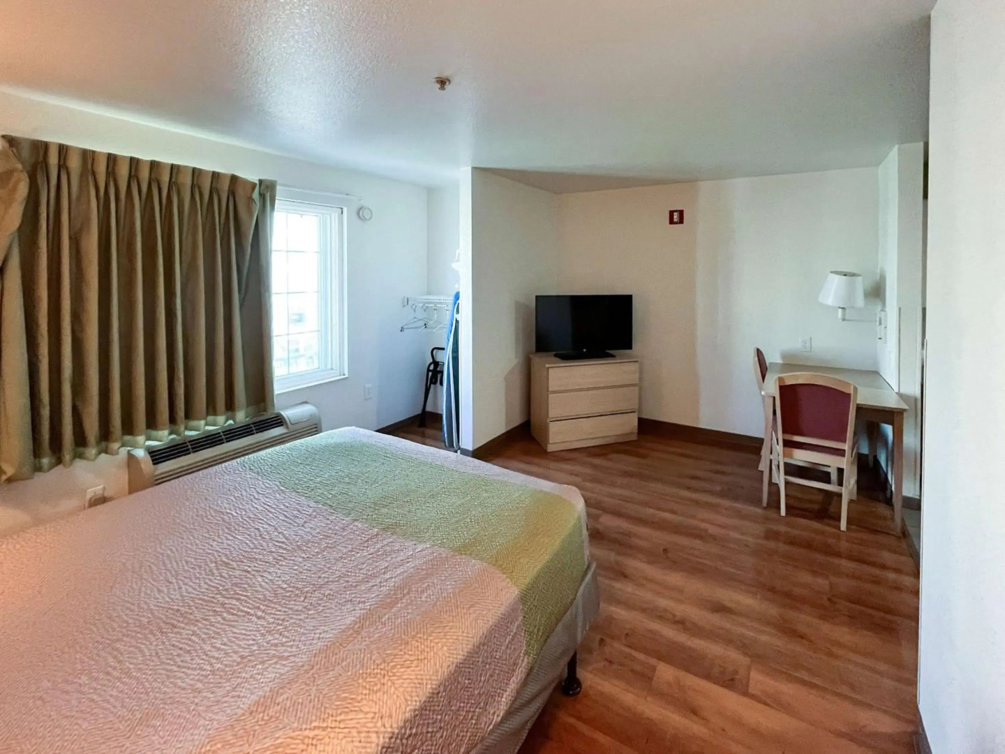 Motel 6 Belmont, CA - San Francisco - Redwood City