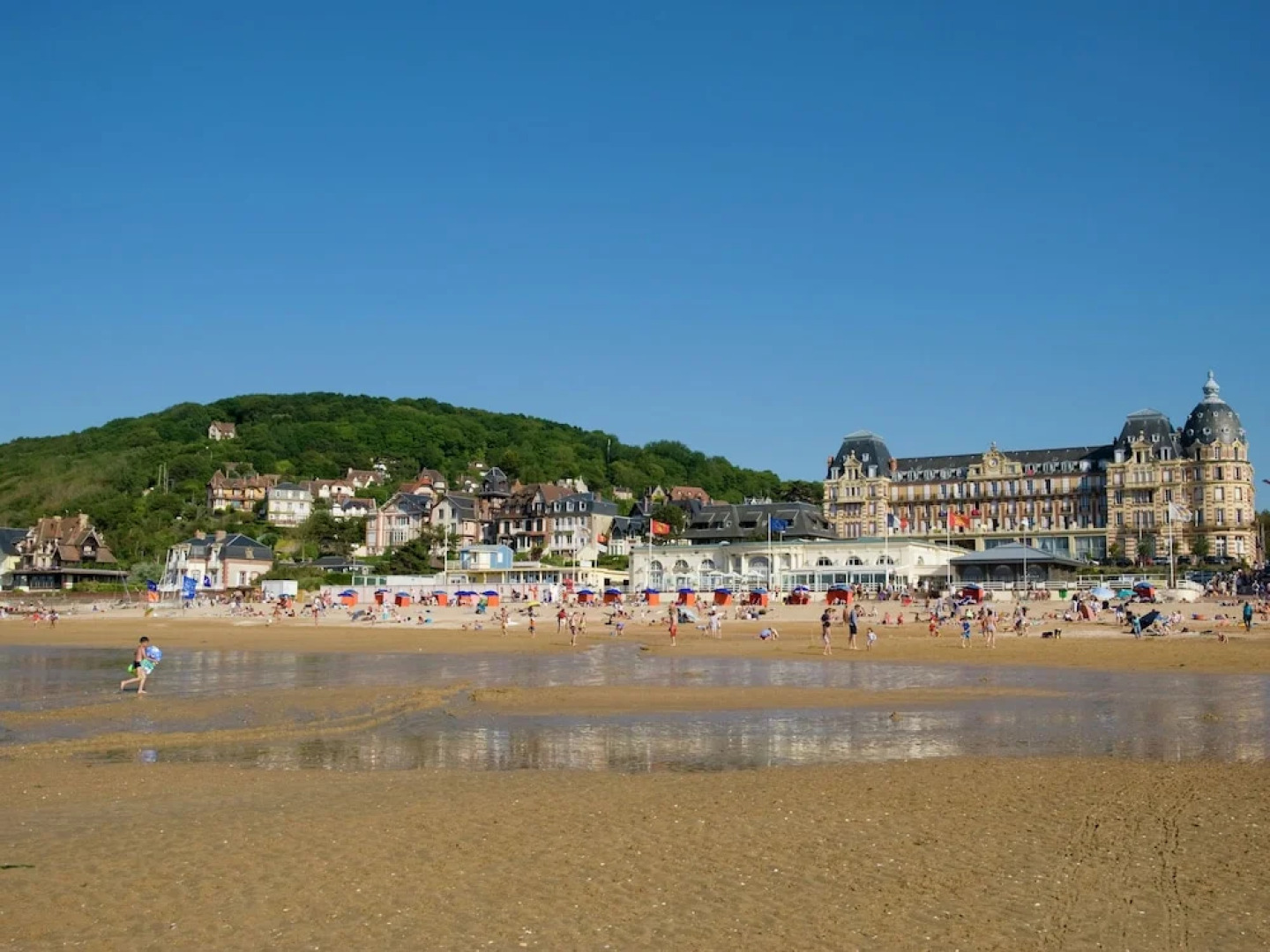 Norman-style Apartment With Beautyful Panoramic Views