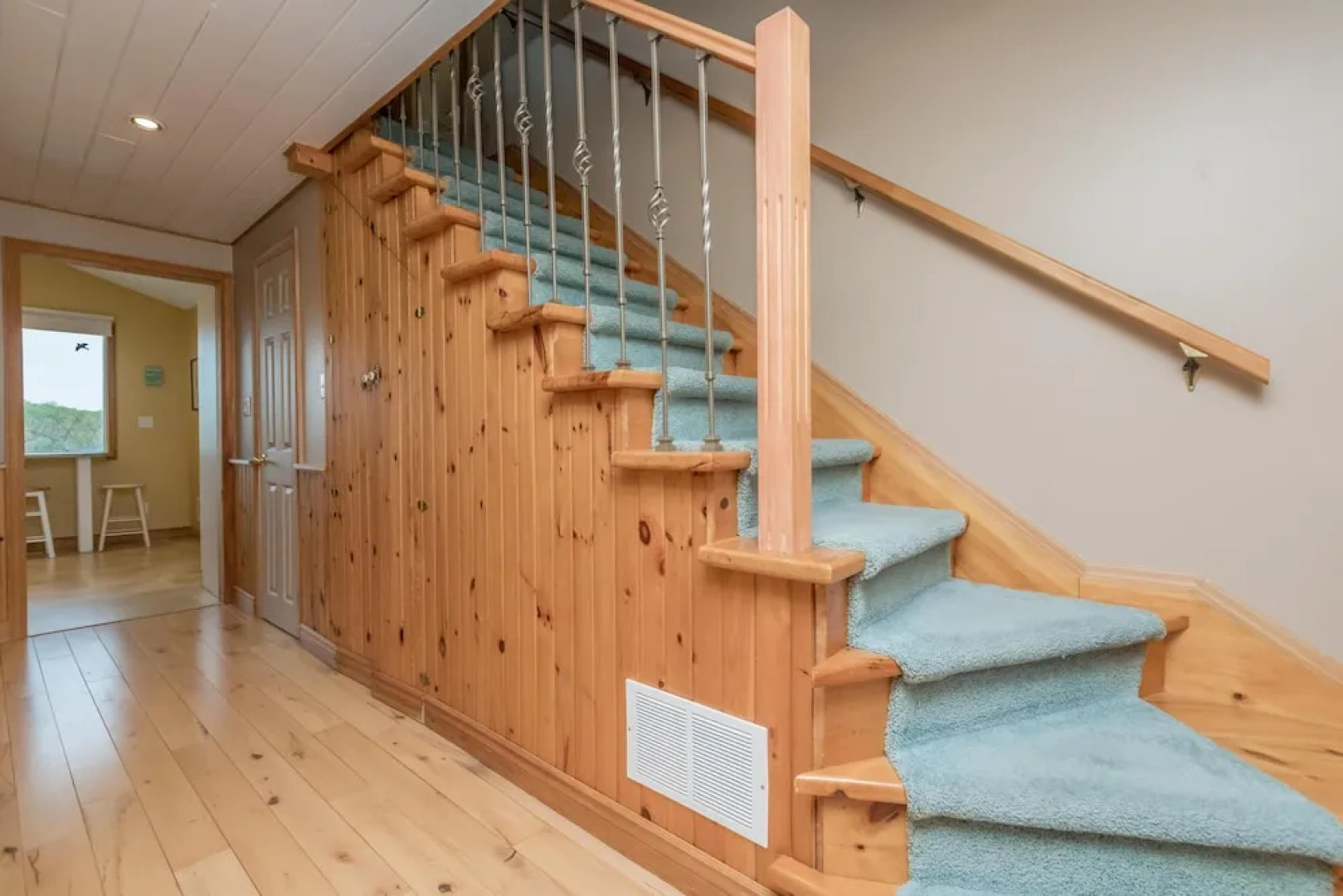 Brandy on the Rocks ~ a perfect family retreat on Brandy Lake!