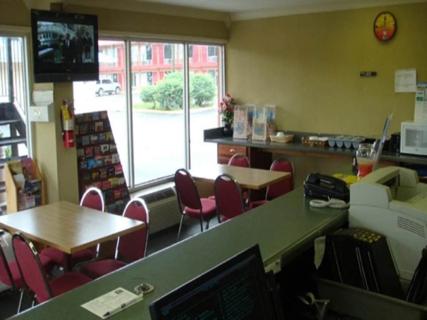 Knights Inn Cookeville