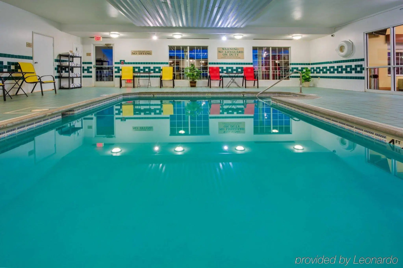 Holiday Inn Express & Suites Chicago Matteson by IHG