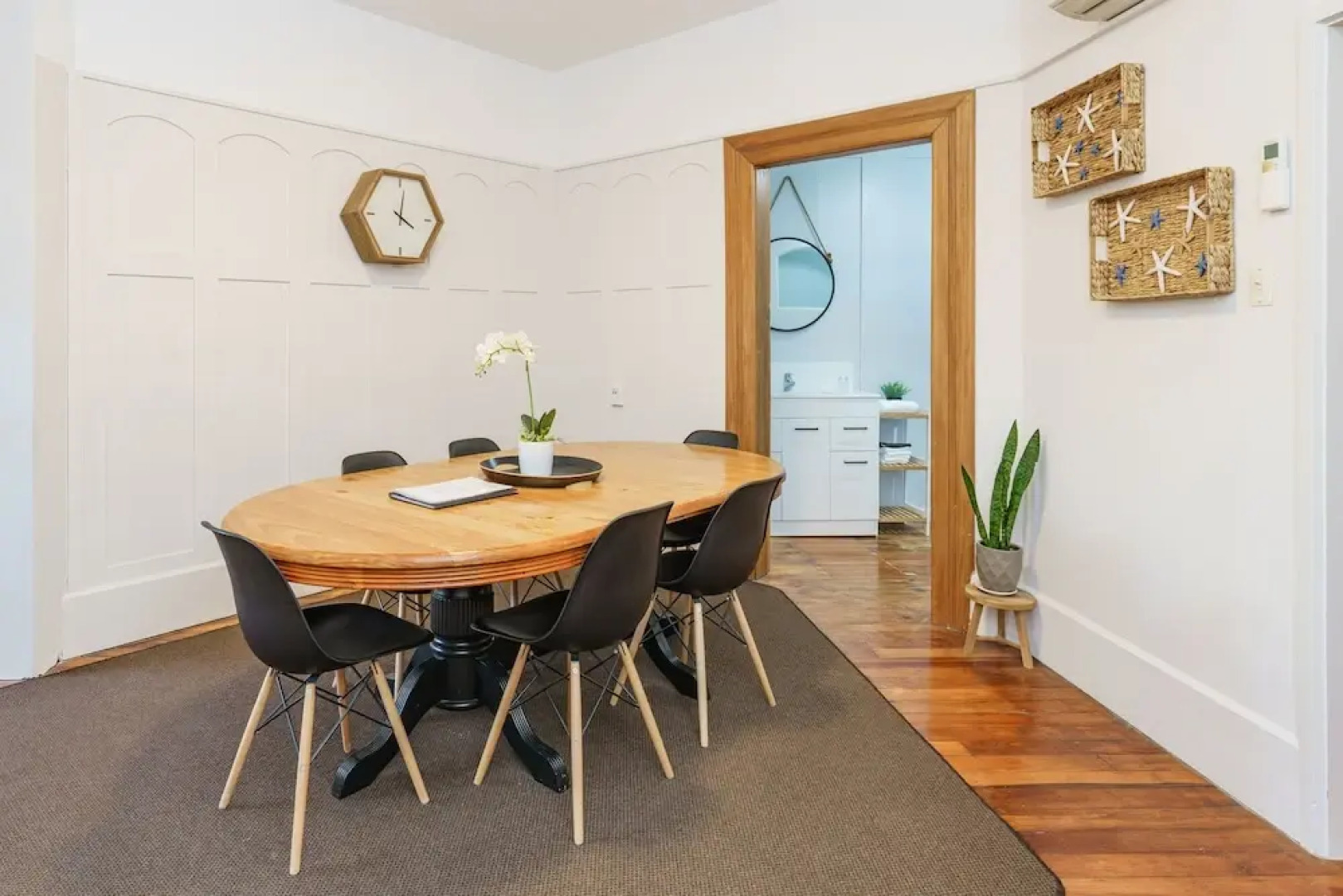 Esplanade Apartments