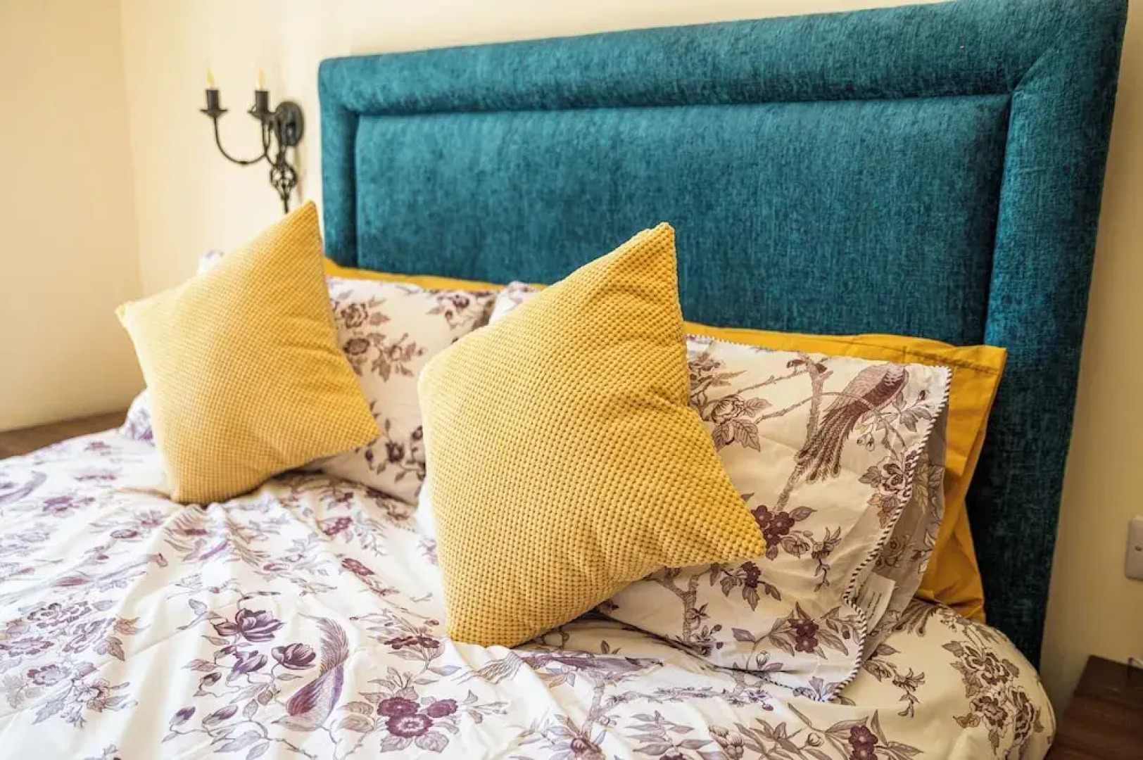 Bears Court The Annex