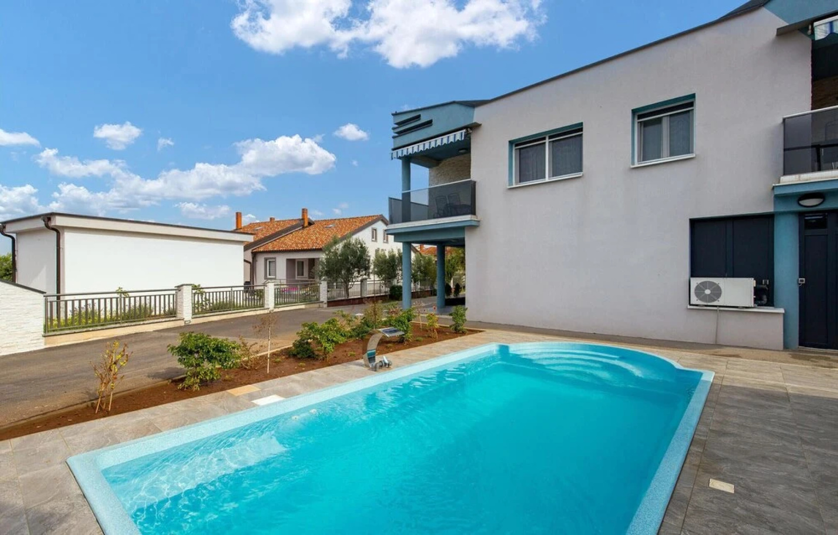 Stunning Home in Vrh With Wifi and 1 Bedrooms