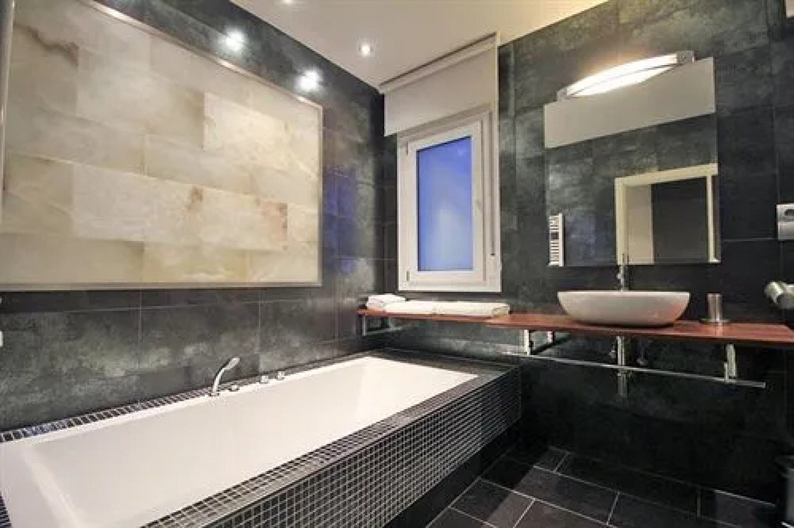 Lagaya Apartaments & Spa