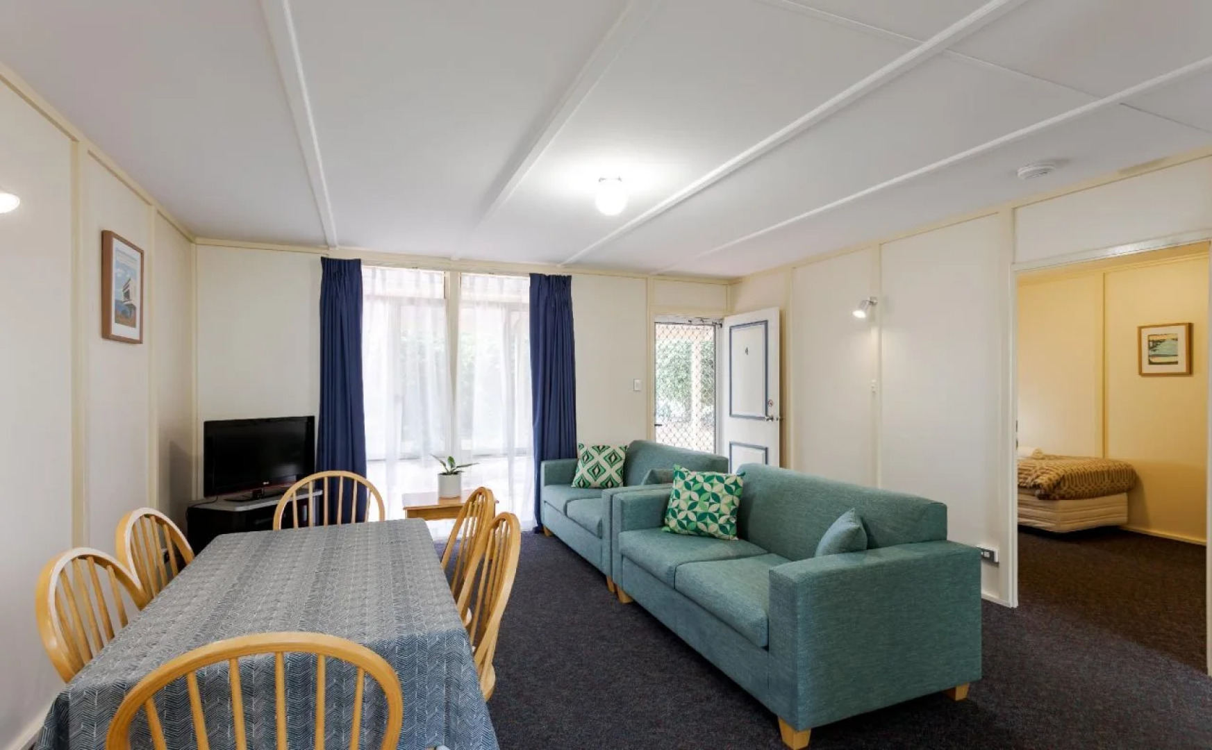 Park Avenue Holiday Units