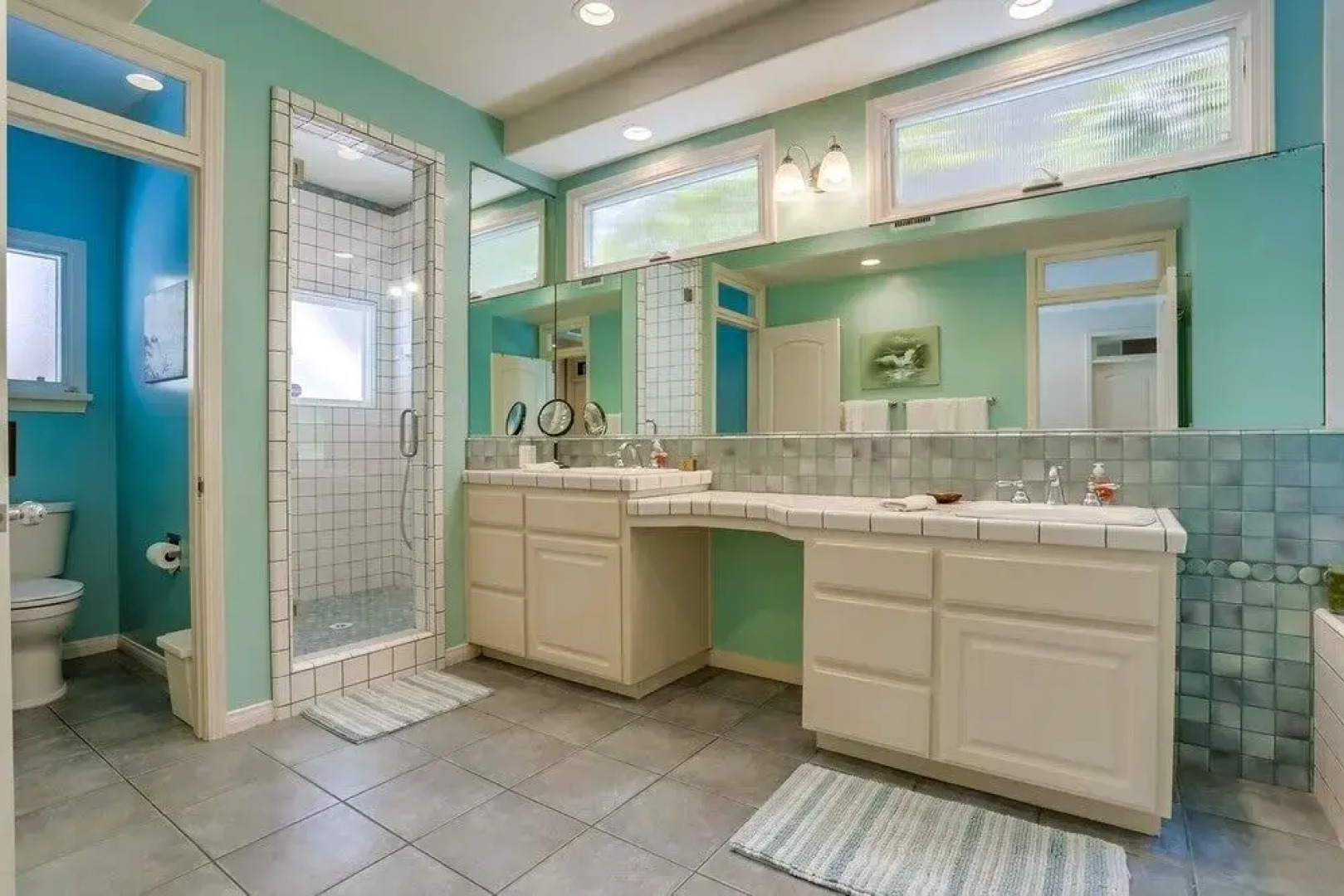 Grandview 3 Bedrooms 2.5 Bathrooms Home