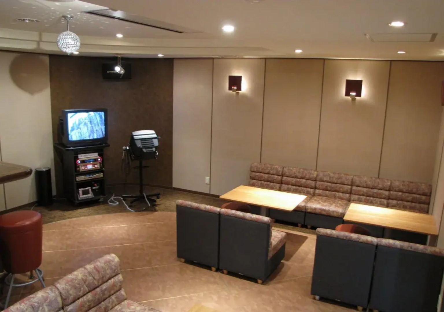 Kusatsu Green Park Palace