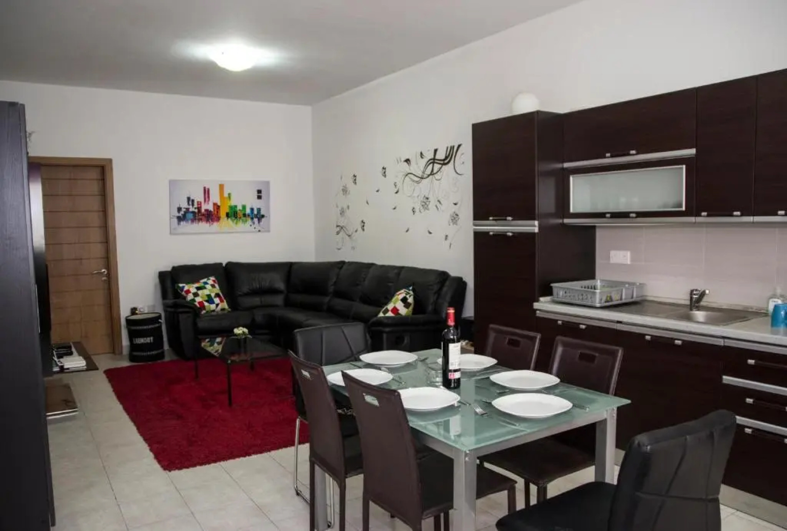 SeaBreeze Apartment in Gzira Malta
