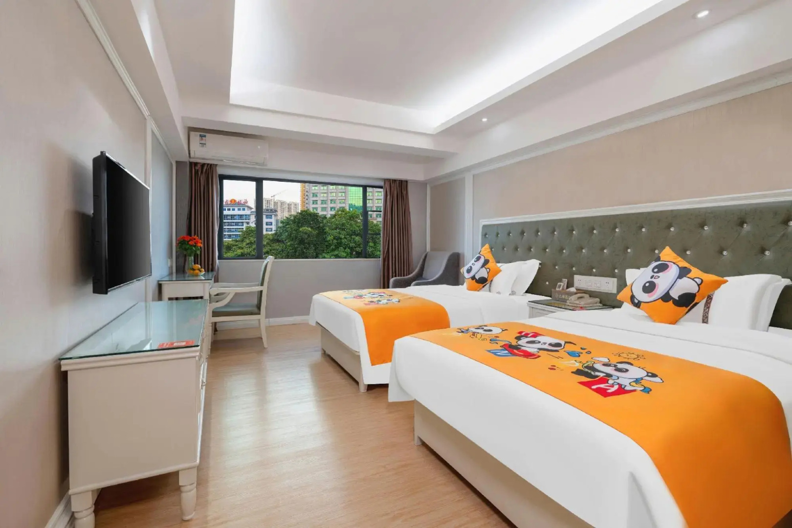 Hua Lian Business Hotel