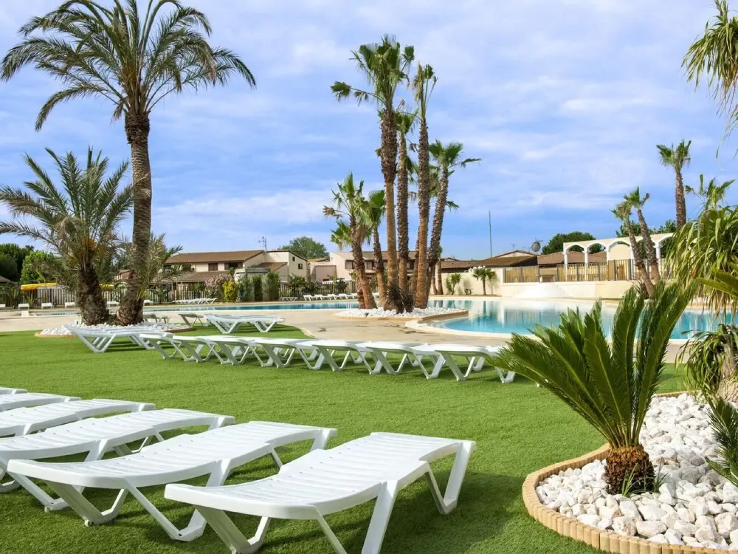 Mediterranean-style Holiday Home, Just 200 m. From the Beach