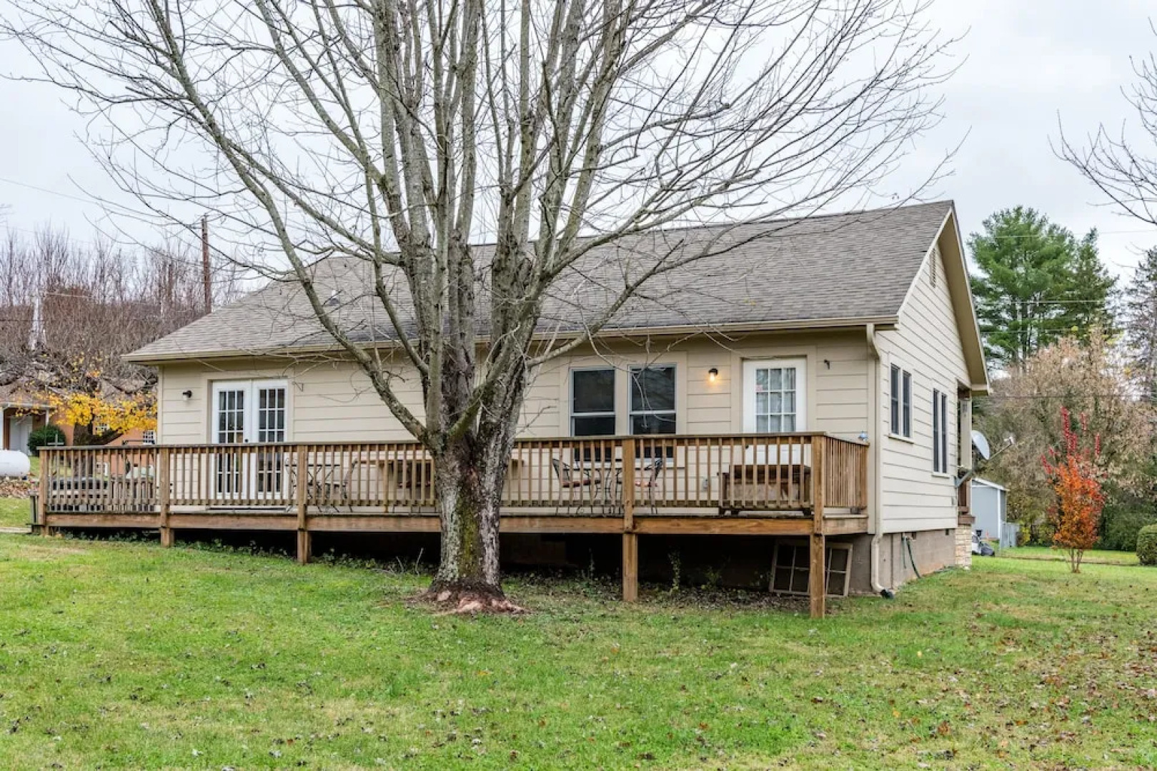 205 Kerlee Heights Home