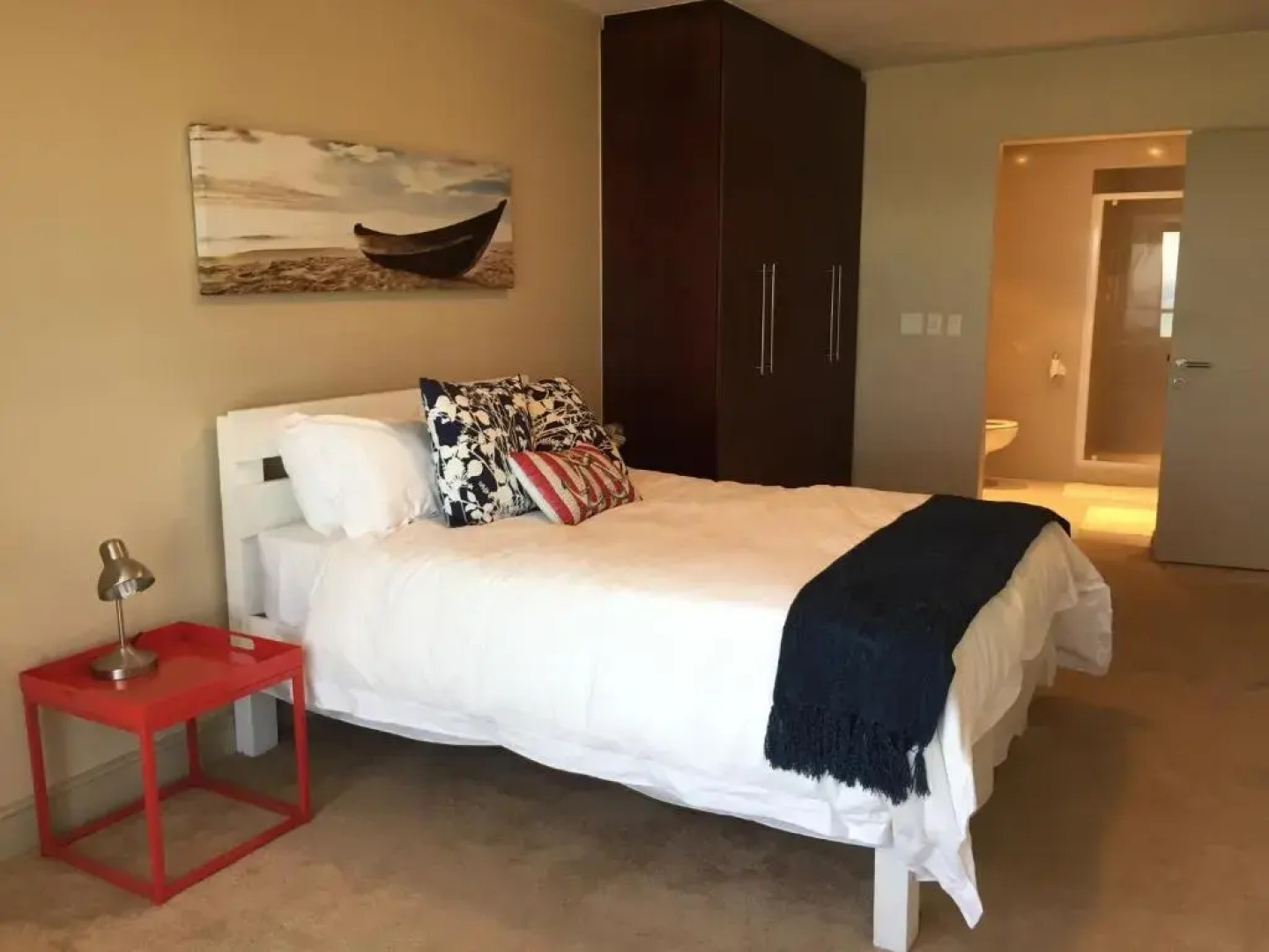 Loddey's Self Catering Apartments