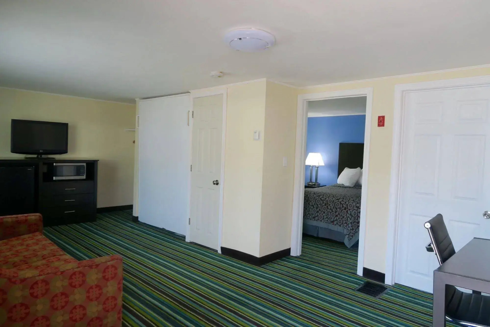 Days Inn By Wyndham Lincoln