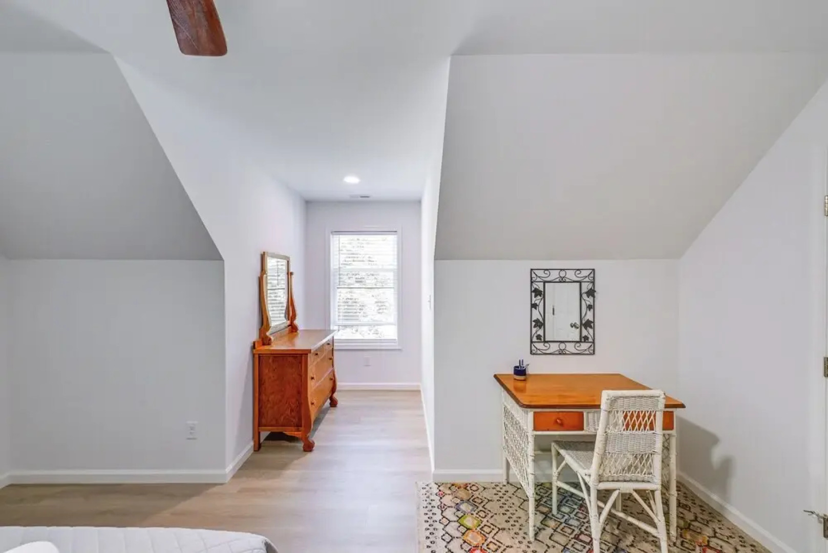 4 Mi to Rehoboth Beach: Cozy Coastal Apt!