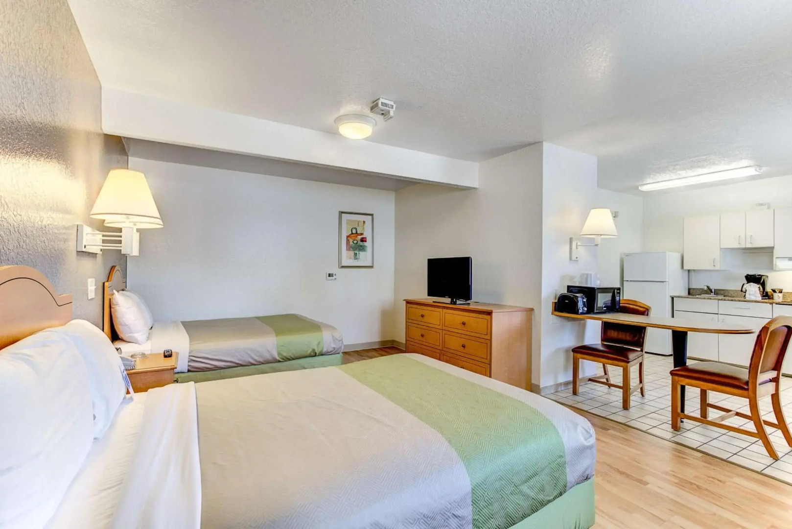 Studio 6 Kissimmee, FL - Orlando