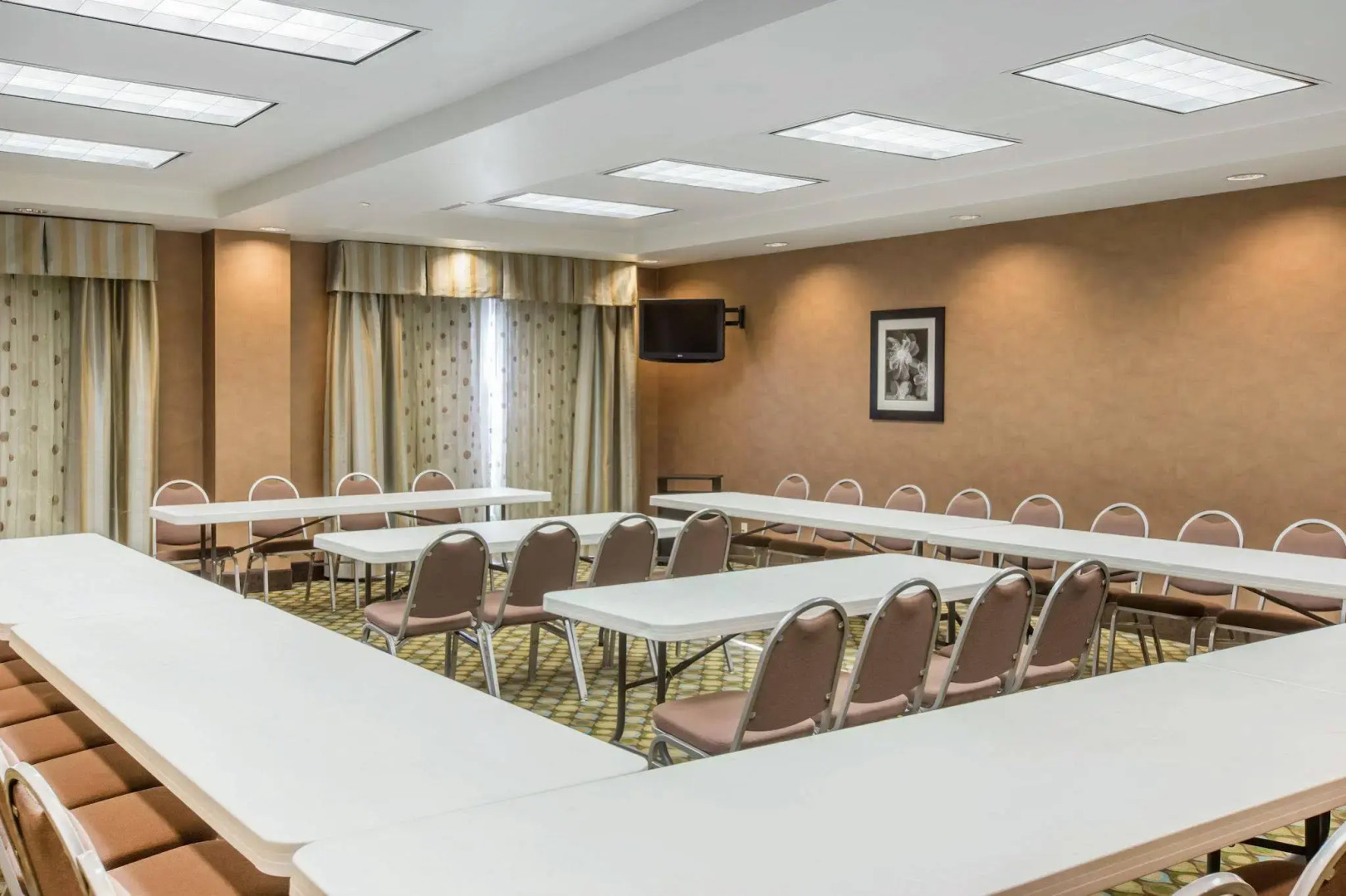 Comfort Suites McDonough Atlanta South