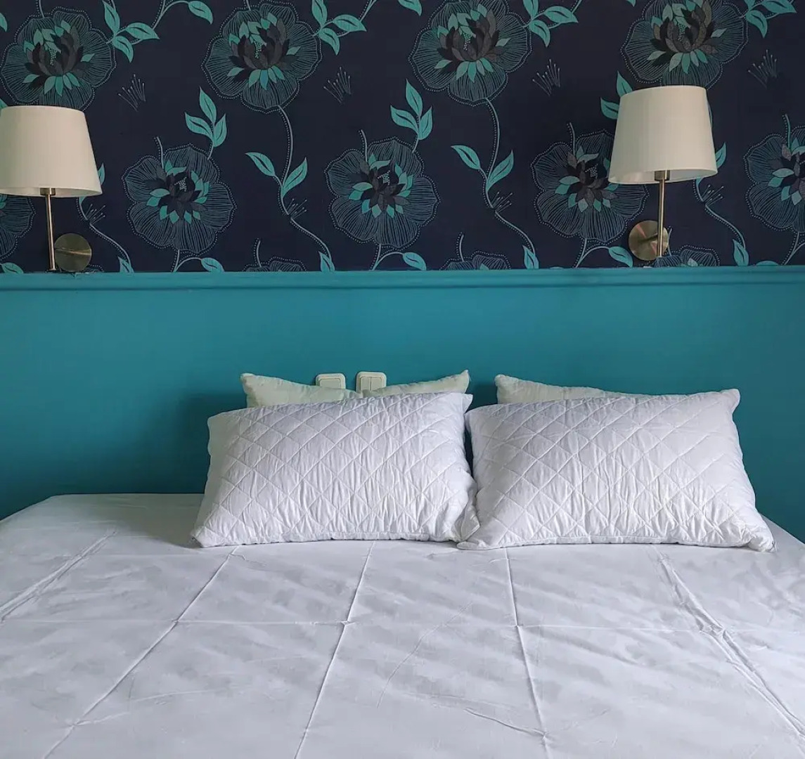 Okeania Seafront Rooms in Kamena Vourla