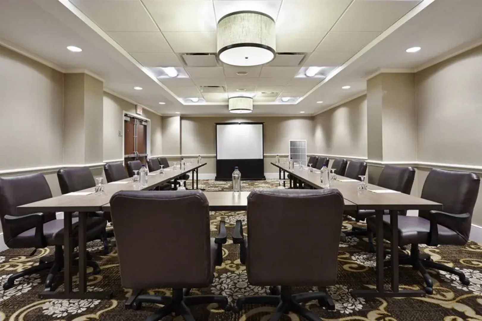 DoubleTree by Hilton Silver Spring