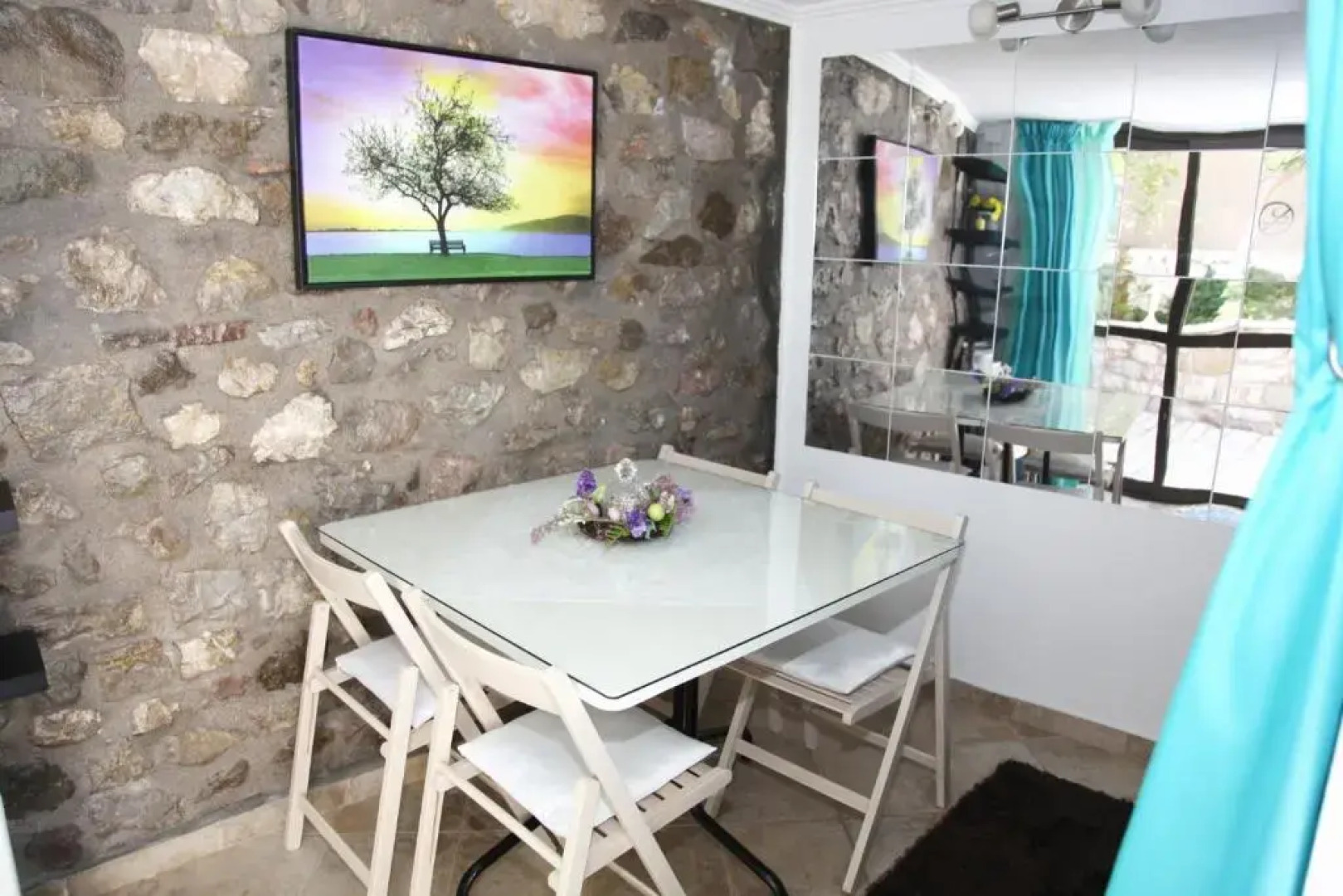 Naupactus unique harbor apartment in a stone house!