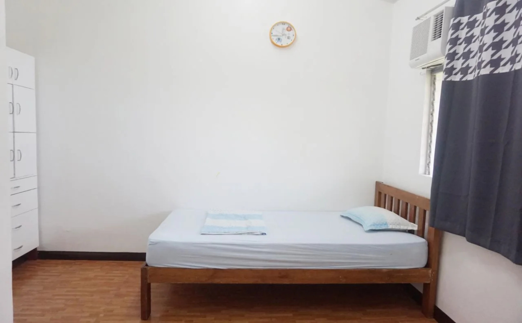 E-mo Dormitory - Hostel